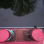 Atypique Independant Sur Peniche * Metz