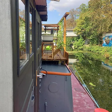 Atypique Indépendant Sur Péniche * Metz