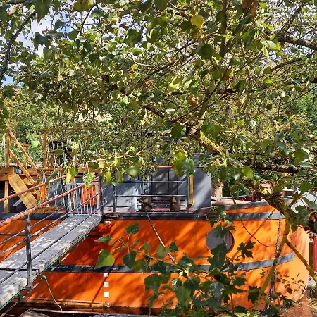 Atypique Indépendant Sur Péniche Metz