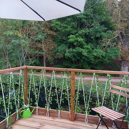 Apartman Atypique Independant Sur Peniche Metz