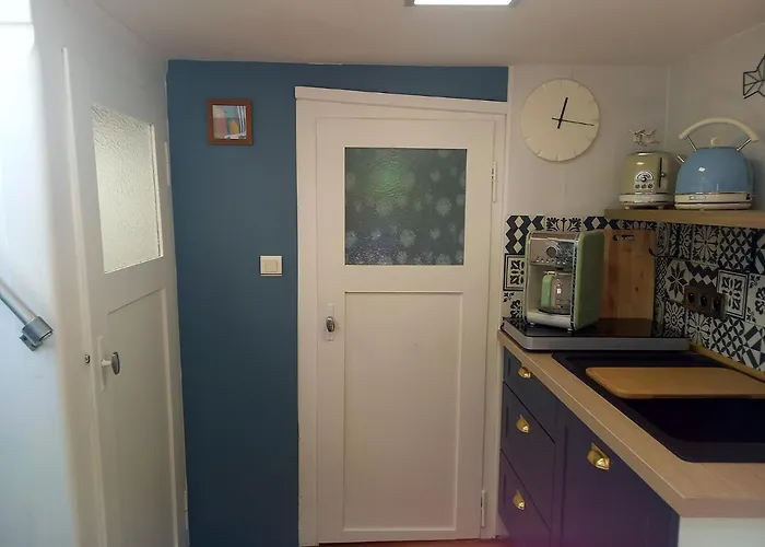 Atypique Indépendant Sur Péniche