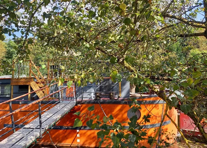 Atypique Indépendant Sur Péniche Metz