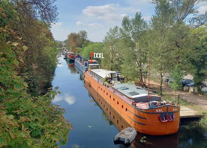 Atypique Indépendant Sur Péniche Metz