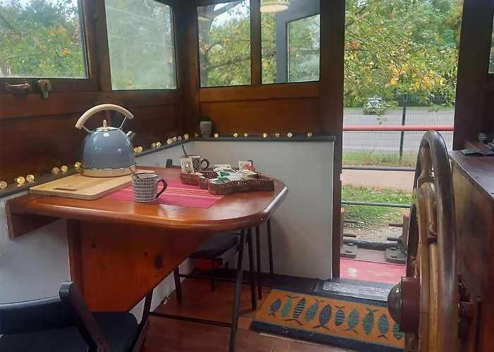 Appartamento Atypique Indépendant Sur Péniche *