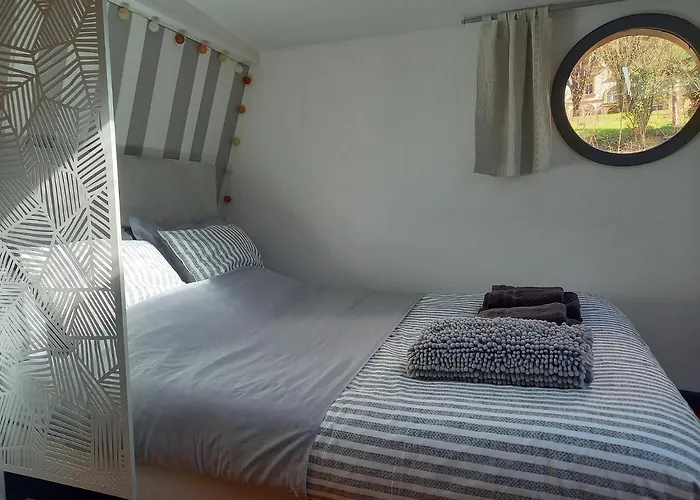 Appartement Atypique Independant Sur Peniche